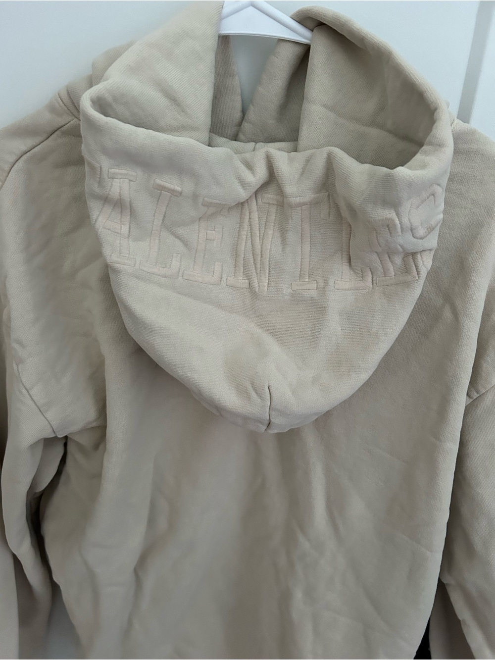 TALENTLESS Cream Pullover Hooded Sweatshirt